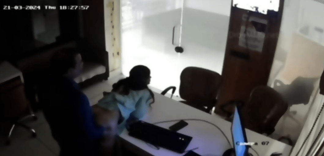 Secretary Fucked By Office Boss In Office CCTV Sex