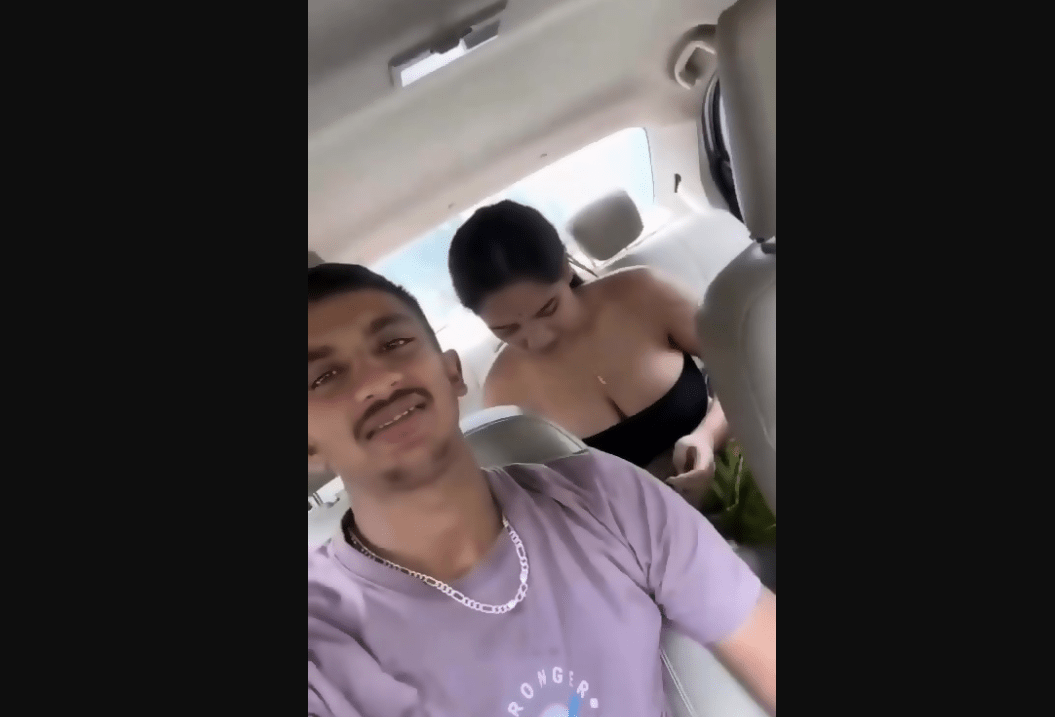 Viral Indian Lovers Sex In Car Full Video